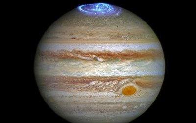 Телескоп Hubble снял полярное сияние на Юпитере 03 Июль 2016 22:15